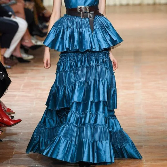 Spring 2017 Alberta Ferretti Couture Pleated Gown - Picture 4 of 11